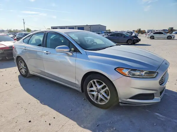 3FA6P0HD2GR299844 — 2016 Ford Fusion, фото 4 с аукциона Copart, Передняя часть