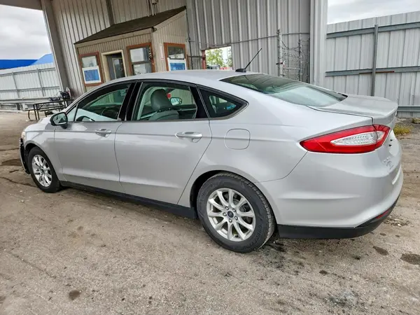 1FA6P0G78G5126764 — 2016 Ford Fusion, фото 2 с аукциона Copart, Передняя часть