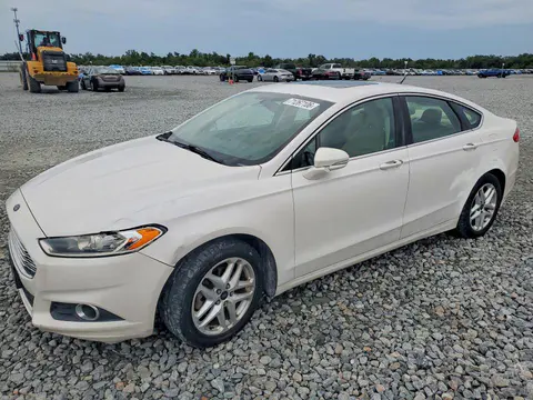 3FA6P0HD1GR324555 — 2016 Ford Fusion, Передняя часть (Front End), фото до ремонта