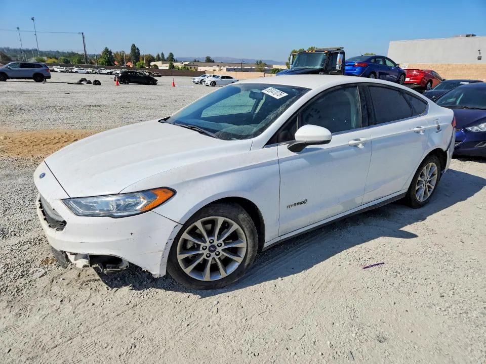 2017 Ford Fusion VIN 3FA6P0LU7HR231208 фото 1