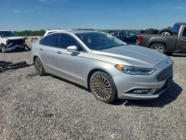 3FA6P0K90HR124711 — 2017 Ford Fusion, фото 4 с аукциона Copart, Мелкие вмятины и царапины