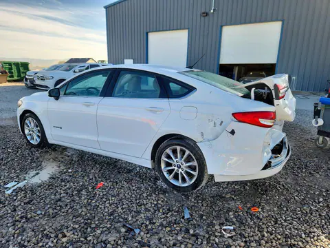 2017 Ford Fusion VIN 3FA6P0LU3HR357663 фото 2