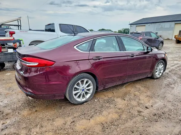 3FA6P0HD4HR372875 — 2017 Ford Fusion, фото 3 с аукциона Copart, Механические повреждения