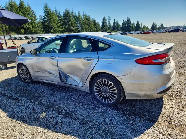 3FA6P0RU2HR267640 — 2017 Ford Fusion, фото 2 с аукциона Copart 30.09.2026, Боковая часть