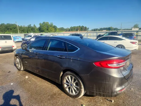 3FA6P0PU2HR330206 — 2017 Ford Fusion, фото 2 с аукциона Copart, Передняя часть