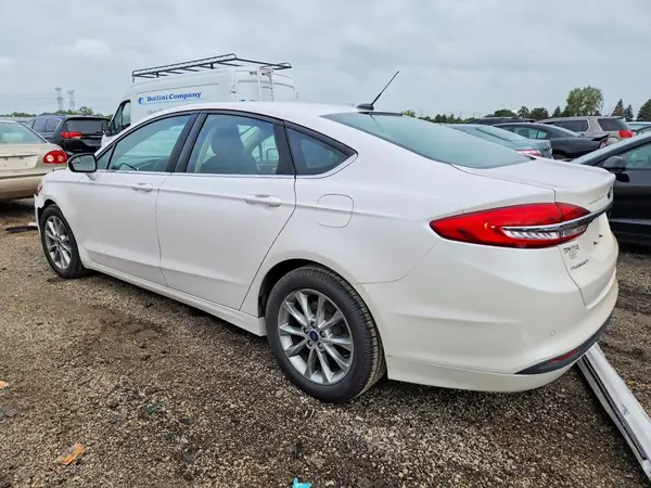 3FA6P0H74HR328563 — 2017 Ford Fusion, фото 2 с аукциона Copart 13.10.2026, Передняя часть