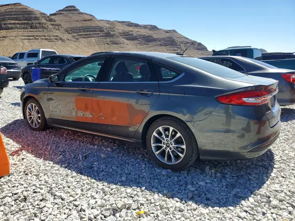3FA6P0H76HR237603 — 2017 Ford Fusion, фото 2 с аукциона Copart, Передняя часть