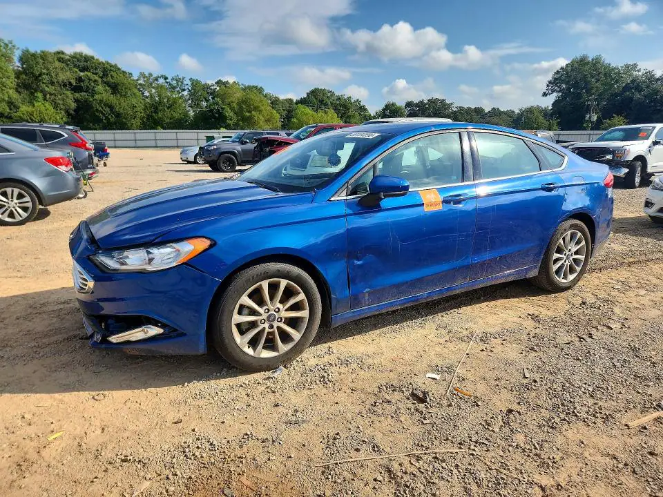 3FA6P0H70HR158752 Ford Fusion 2017 — повреждение Мелкие вмятины и царапины, фото до ремонта