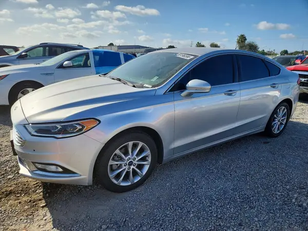 3FA6P0HDXHR356177 — 2017 Ford Fusion, Передняя часть (Front End), фото до ремонта