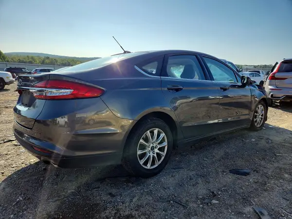 3FA6P0G76HR103661 — 2017 Ford Fusion, фото 3 с аукциона Copart, Передняя часть