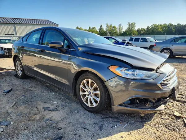 3FA6P0G76HR103661 — 2017 Ford Fusion, фото 4 с аукциона Copart, Передняя часть