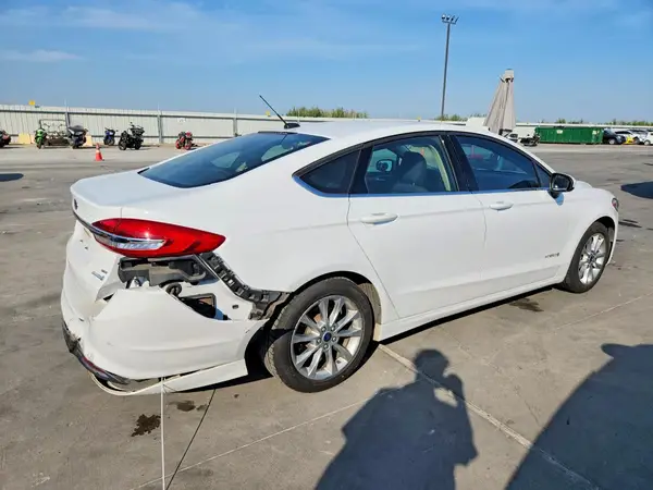 3FA6P0LU3HR287856 — 2017 Ford Fusion, фото 3 с аукциона Copart 05.10.2026, Задняя часть