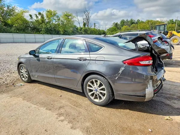 3FA6P0HD6HR129648 — 2017 Ford Fusion, фото 2 с аукциона Copart 05.10.2026, Задняя часть