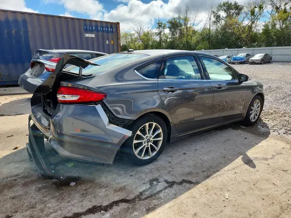 3FA6P0HD6HR129648 — 2017 Ford Fusion, фото 3 с аукциона Copart 05.10.2026, Задняя часть