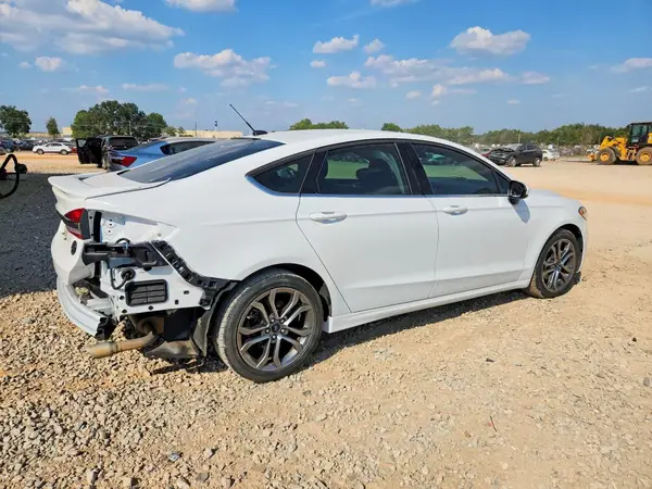3FA6P0G72HR391839 — 2017 Ford Fusion, фото 3 с аукциона Copart, Задняя часть