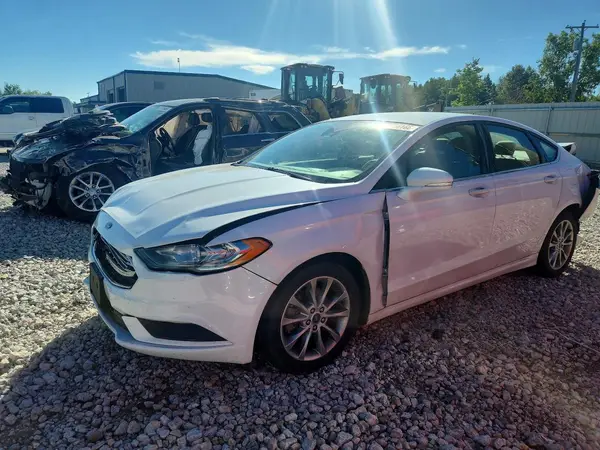 3FA6P0H78HR317159 — 2017 Ford Fusion, Задняя часть (Rear End), фото до ремонта