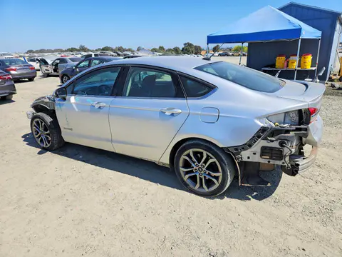2017 Ford Fusion VIN 3FA6P0LU0HR324281 фото 2