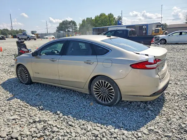 3FA6P0LU3HR226507 — 2017 Ford Fusion, фото 2 с аукциона Copart, Задняя часть