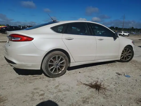 3FA6P0H78HR281893 — 2017 Ford Fusion, фото 3 с аукциона Copart 01.10.2026, Боковая часть