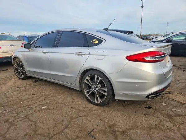 3FA6P0K97HR100261 — 2017 Ford Fusion, фото 2 с аукциона Copart, Задняя часть