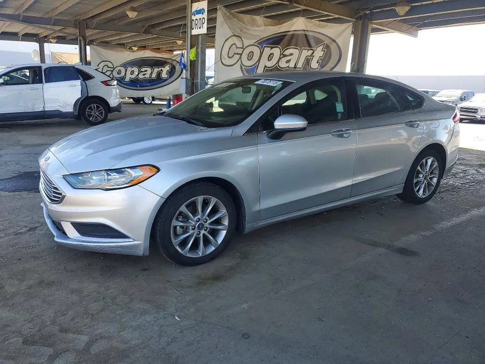 2017 Ford Fusion VIN 3FA6P0LU4HR374794 фото 1