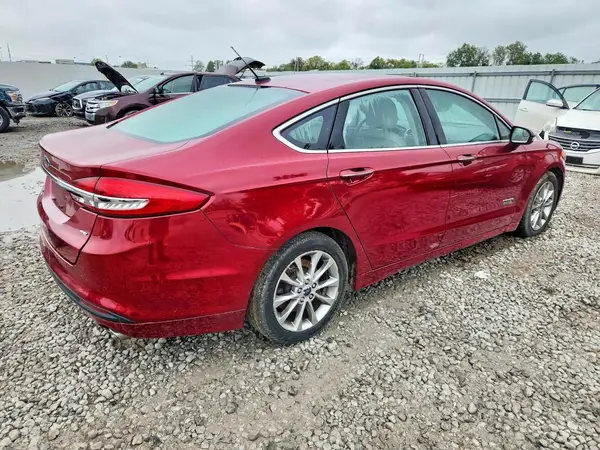 3FA6P0PU1HR331878 — 2017 Ford Fusion, фото 3 с аукциона Copart, Подтопление