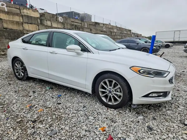 3FA6P0HD1HR132523 — 2017 Ford Fusion, фото 4 с аукциона Copart, Ходовая часть