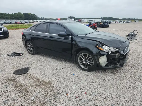 3FA6P0G72HR232240 — 2017 Ford Fusion, фото 4 с аукциона Copart, Передняя часть