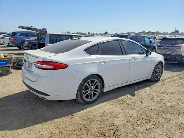 3FA6P0H77HR343753 — 2017 Ford Fusion, фото 3 с аукциона Copart 29.09.2026, Передняя часть