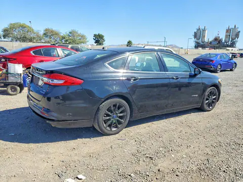 2017 Ford Fusion VIN 3FA6P0LU1HR358410 фото 3