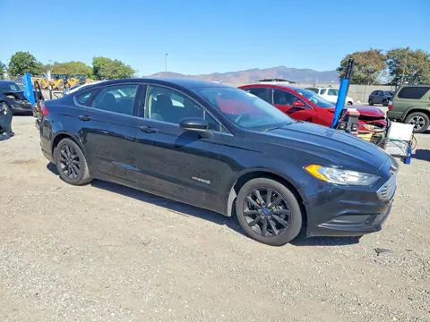 2017 Ford Fusion VIN 3FA6P0LU1HR358410 фото 4