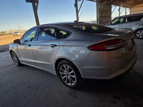 2017 Ford Fusion VIN 3FA6P0H76HR380082 фото 2