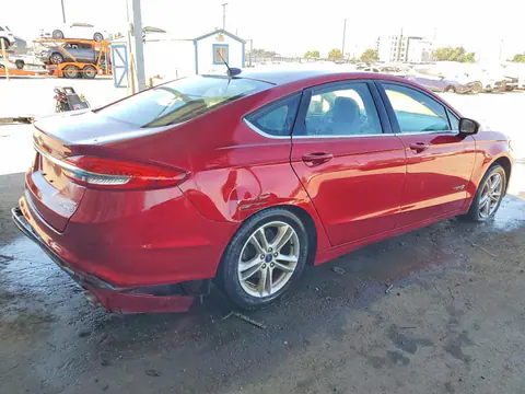 2018 Ford Fusion VIN 3FA6P0LUXJR198341 фото 3