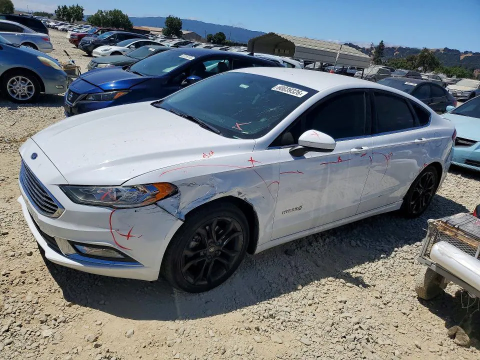 2018 Ford Fusion VIN 3FA6P0LU4JR249364 фото 1