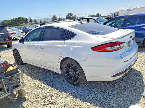 2018 Ford Fusion VIN 3FA6P0LU4JR249364 фото 2