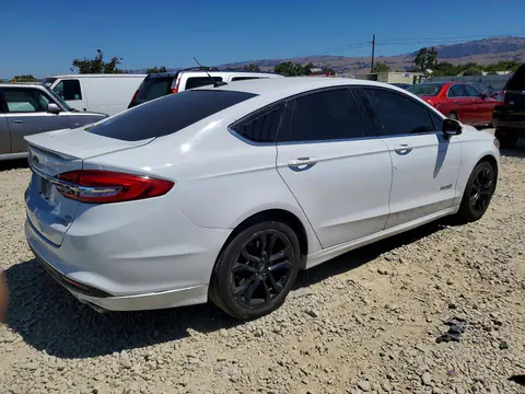 2018 Ford Fusion VIN 3FA6P0LU4JR249364 фото 3