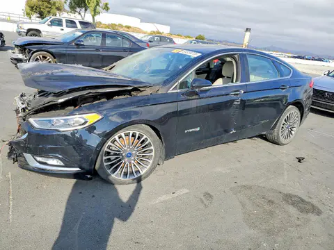 3FA6P0RU8JR206427 — 2018 Ford Fusion, Пожар двигателя (Burn - Engine), фото до ремонта