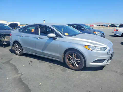 2018 Ford Fusion VIN 3FA6P0H76JR261051 фото 4