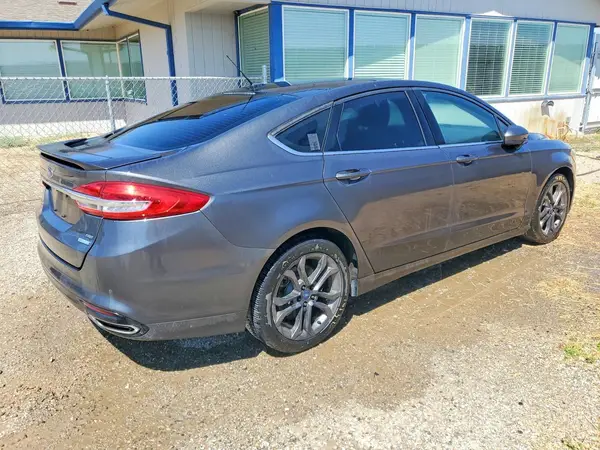 3FA6P0H90JR161741 — 2018 Ford Fusion, фото 3 с аукциона Copart 06.10.2026, Мелкие вмятины и царапины