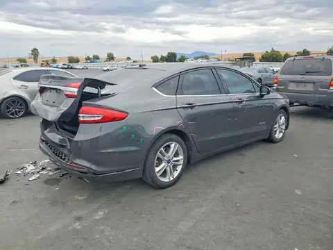 3FA6P0LU6JR138279 — 2018 Ford Fusion, фото 3 с аукциона Copart 30.09.2026, Задняя часть