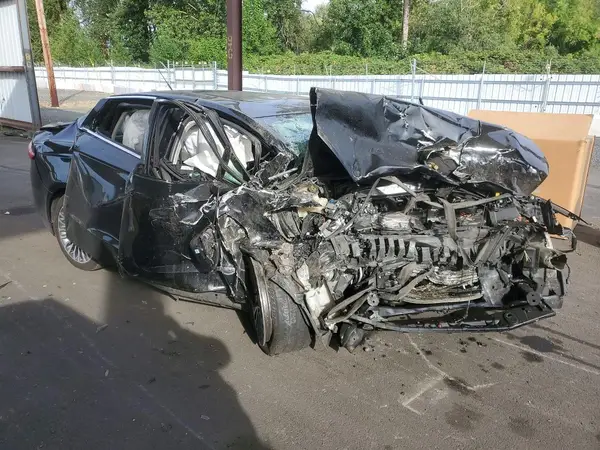 3FA6P0SU9JR111482 — 2018 Ford Fusion, фото 4 с аукциона Copart, Передняя часть