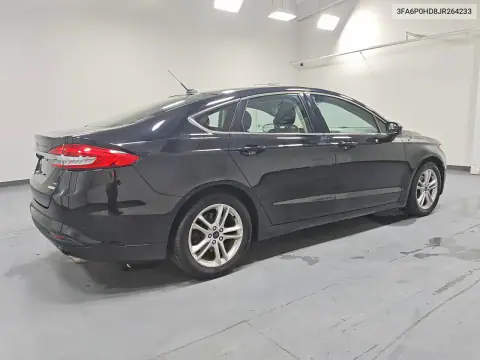 3FA6P0HD8JR264233 — 2018 Ford Fusion, фото 3 с аукциона Copart 15.10.2026, Механические повреждения