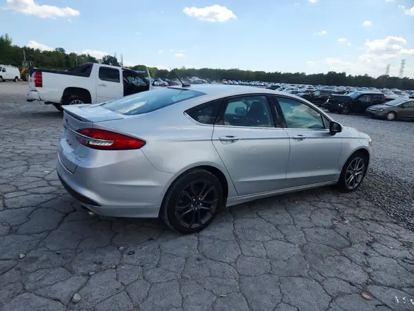 3FA6P0HD4JR200738 — 2018 Ford Fusion, фото 3 с аукциона Copart, Передняя часть