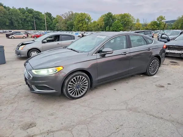 3FA6P0T90JR264293 Ford Fusion 2018 — повреждение Естественный износ, фото до ремонта