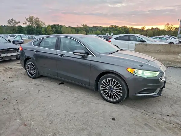 3FA6P0T90JR264293 — 2018 Ford Fusion, фото 4 с аукциона Copart 29.09.2026, Естественный износ