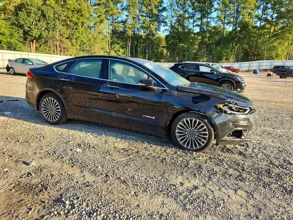 3FA6P0LU5JR273804 — 2018 Ford Fusion, фото 4 с аукциона Copart, Передняя часть