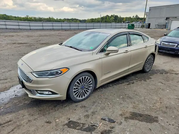 3FA6P0RU7JR107565 — 2018 Ford Fusion, Задняя часть (Rear End), фото до ремонта