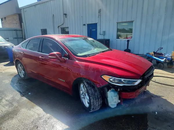 3FA6P0LU4JR157462 — 2018 Ford Fusion, фото 4 с аукциона Copart, Передняя часть