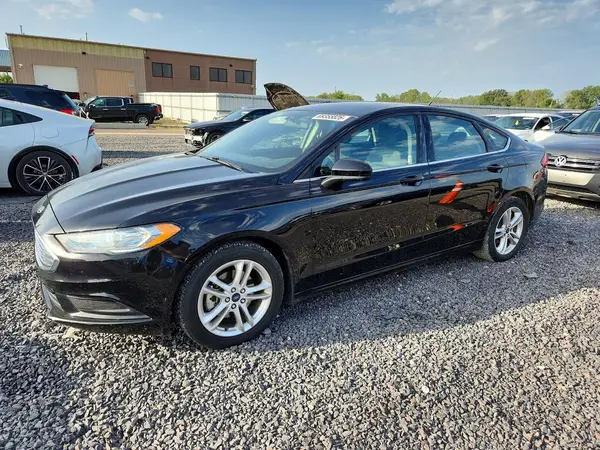 3FA6P0HD5JR180659 — 2018 Ford Fusion, Град (Hail), фото до ремонта