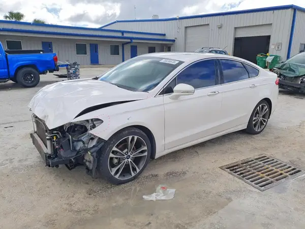 3FA6P0K95JR174784 — 2018 Ford Fusion, Передняя часть (Front End), фото до ремонта